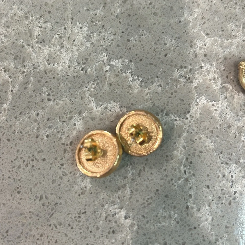 Vintage Avon Studded Earrings, Two Sets - Picture 5 of 6